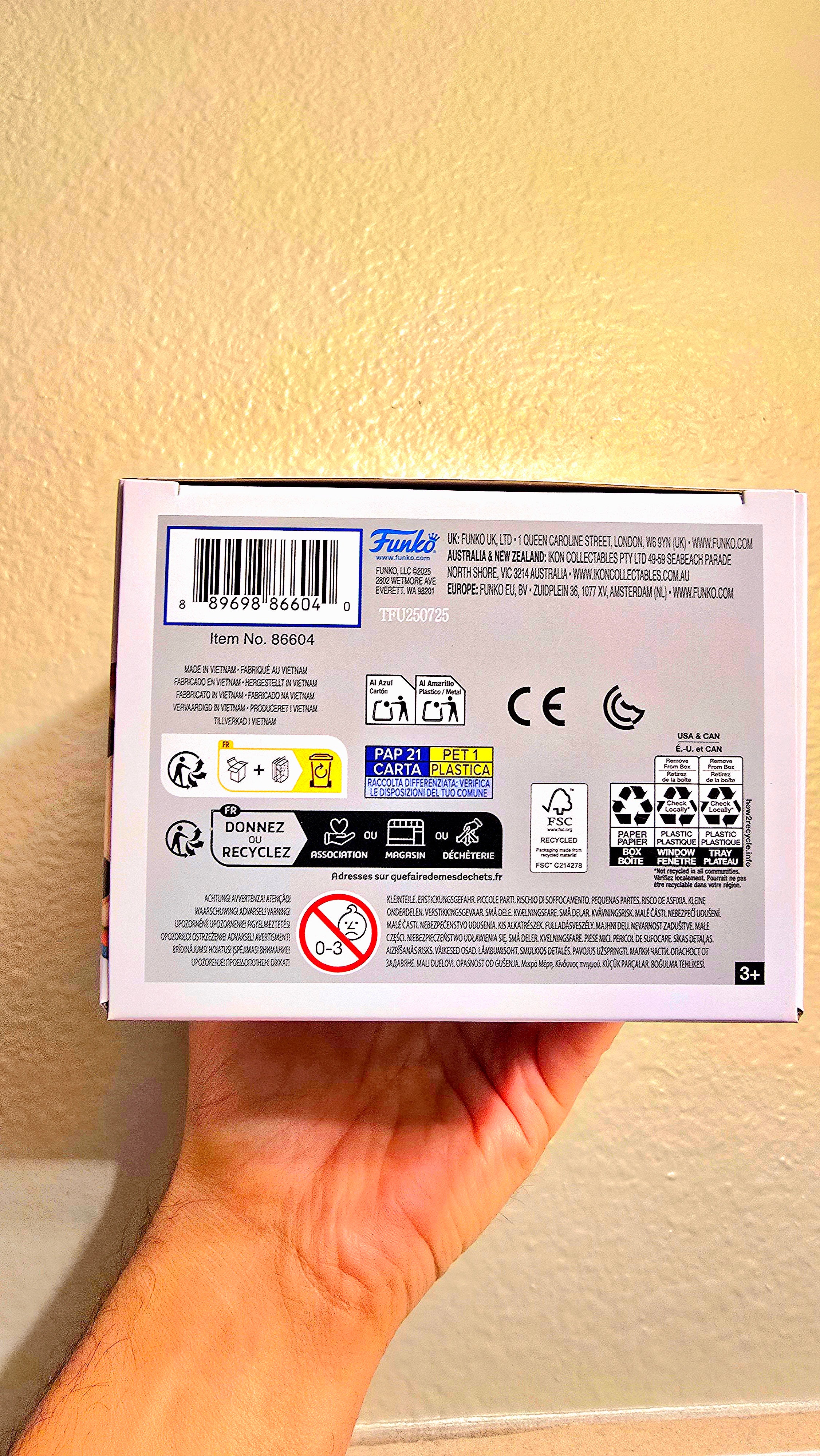 Funko Pop! Masters of the Universe He-Man (Retro Neon)